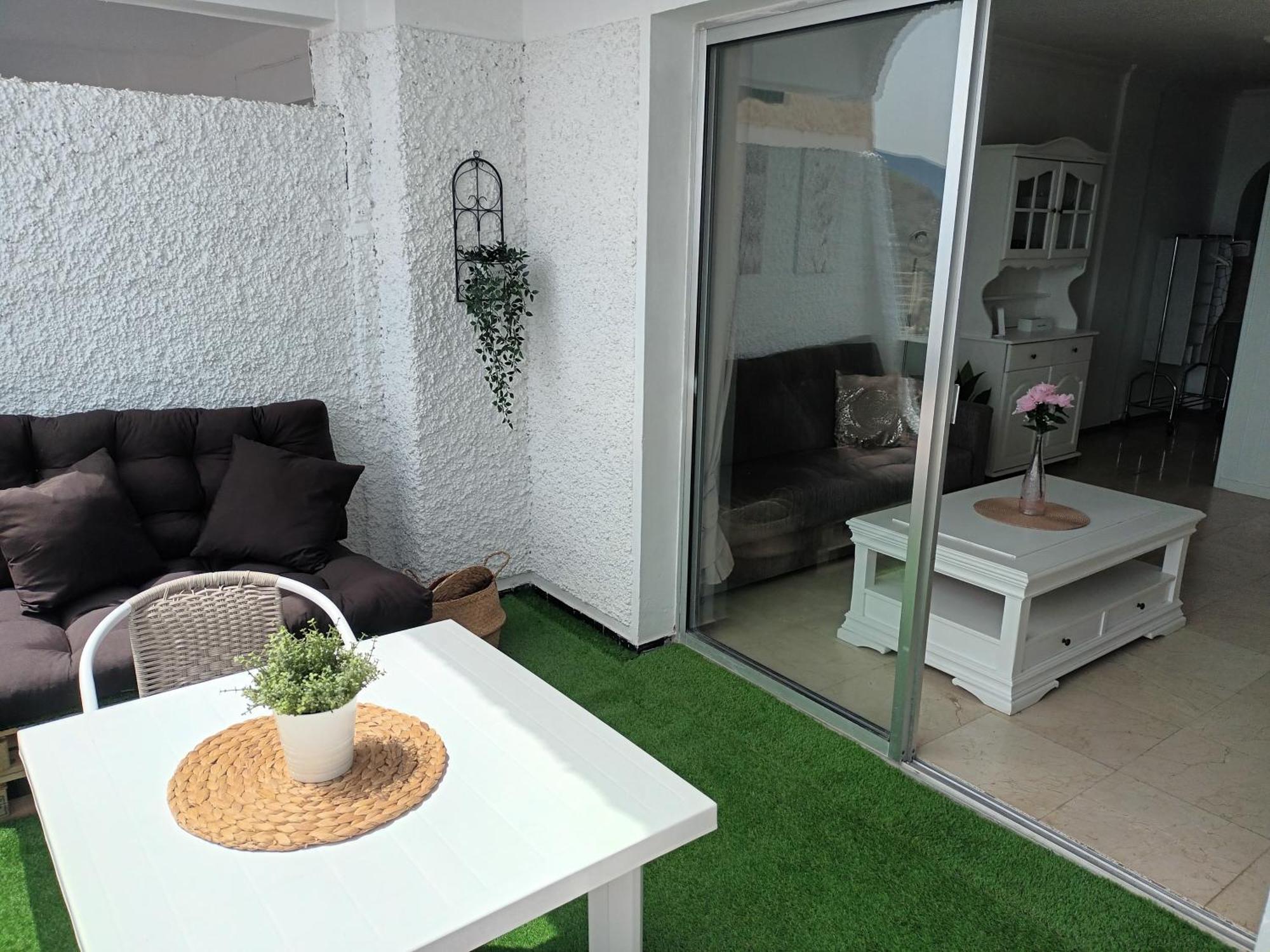 Amejica - With Terrace And Sea View Apartment